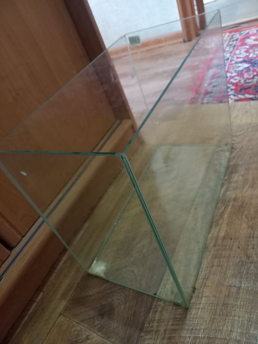 Продам аквариум 32л.