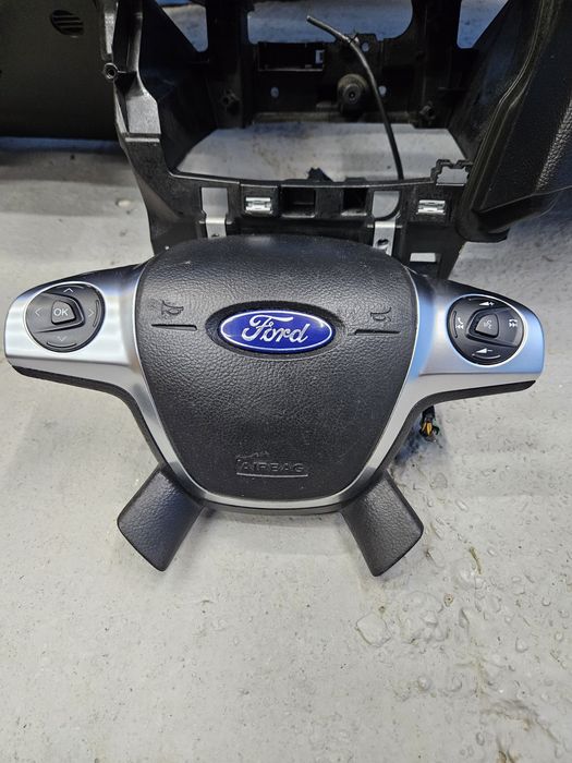 Plansa de Bord Ford Focus Mk3 (2010-2018)