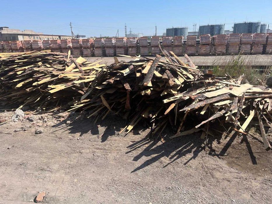 отын, опилка, поддон сатылады. Бағасы келісім бойынша.