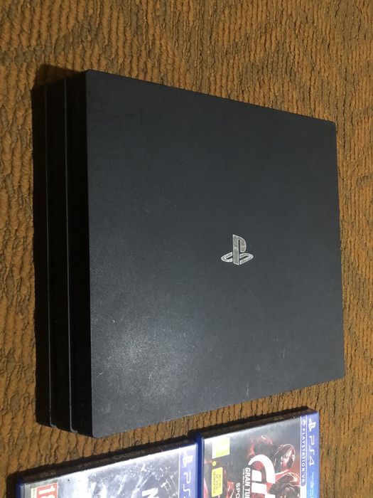 Sony Playstation PS4 Pro