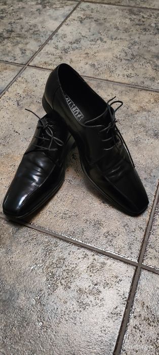 Pantofi eleganți purtați o dată măsură 39