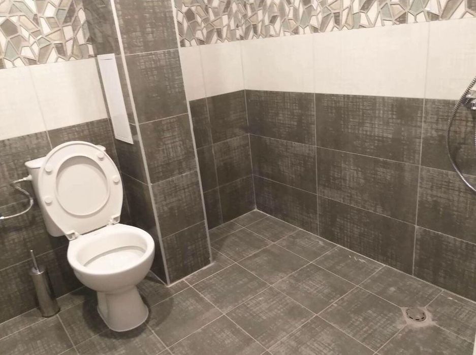 Дава се под наем Двустаен апартамент в Варна, Колхозен пазар - 68 кв.м за 650 € - Снимка #12