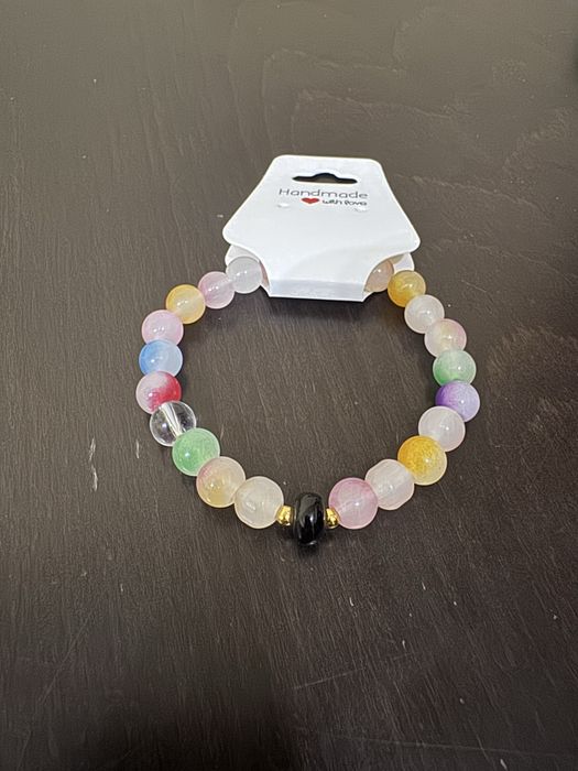 Ръчно изработени гривни