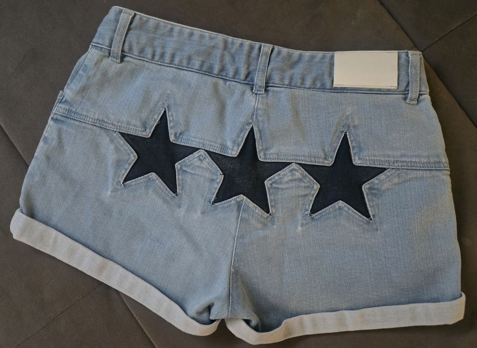 Оригинални нови дънкови панталони Givenchy и Dsquared xs , S размер