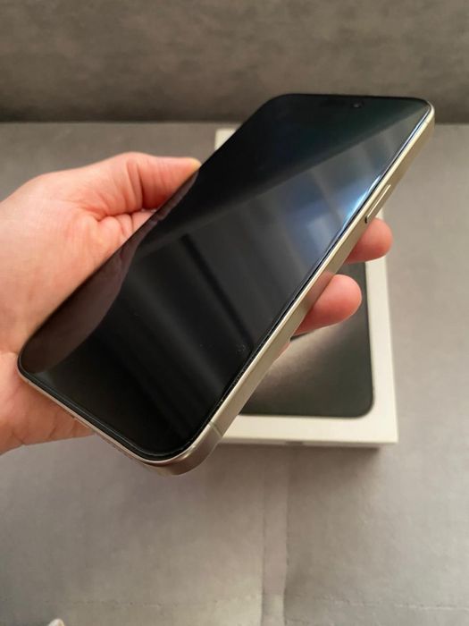 Продам iphone 15 pro max 256 Gb
