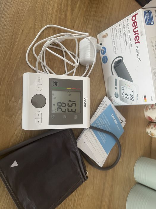 Aparata de masurat tensiunea arteriala Beurer nou cu cutie