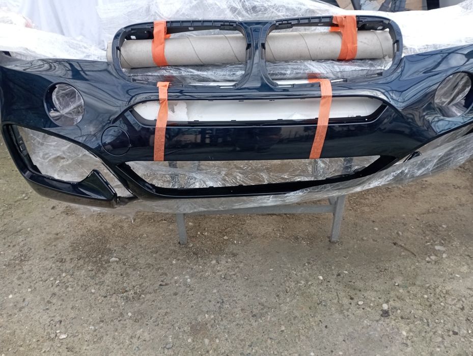 Bara fata BMW X6 F16 D(fara locase spălător far)
