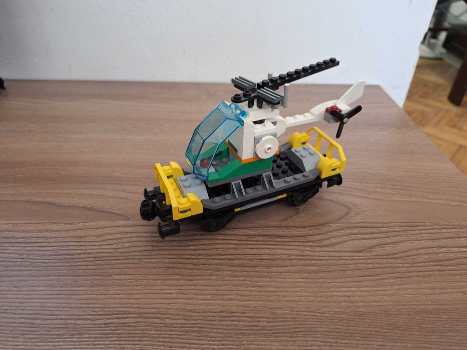 Lego влакове 60098 и 7938