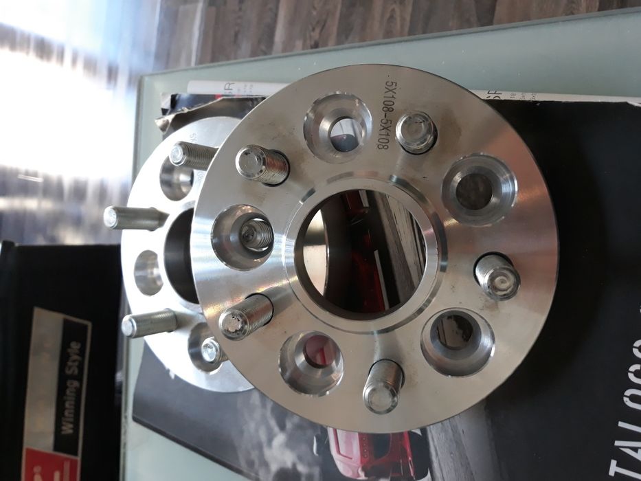 2 Distantieri 23 mm-Evoque/Jaguar F-Pace/Ford Edge