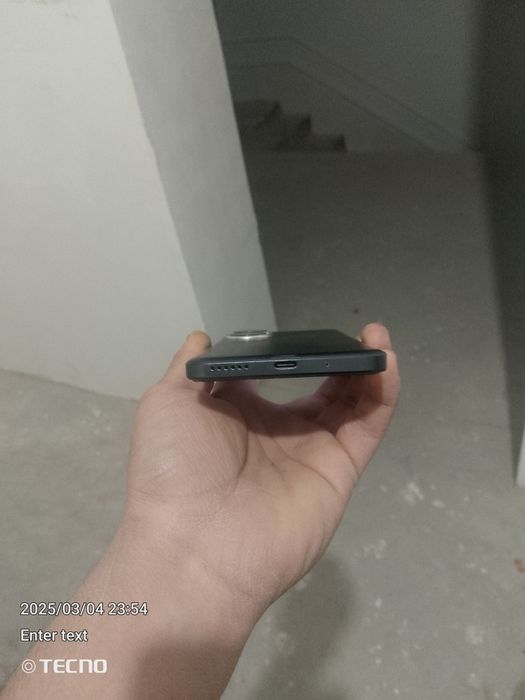 Huawei nova 11 i 8+3. 128gb xotira 60fps.