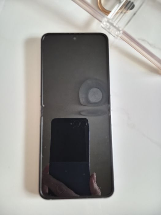 Samsung Z Flip 6 512 GB 12 GB