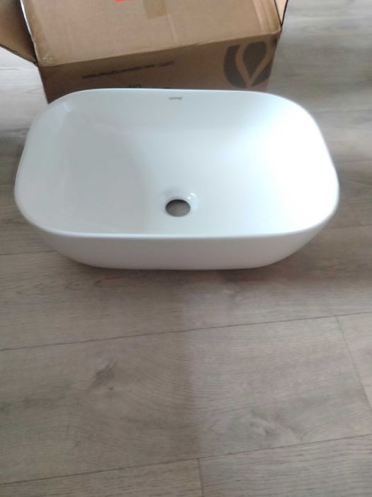 Раковина накладная