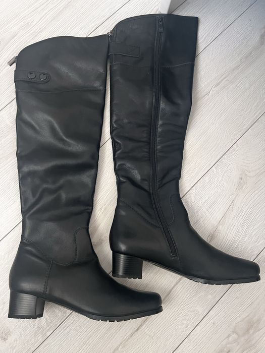 Новые Сапоги ботфорты демисезонные