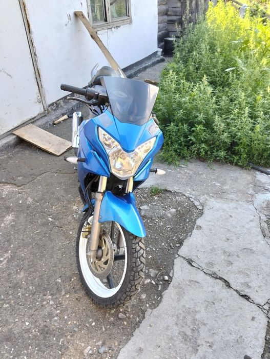 Продам мотоцикл skyway 250 кубов