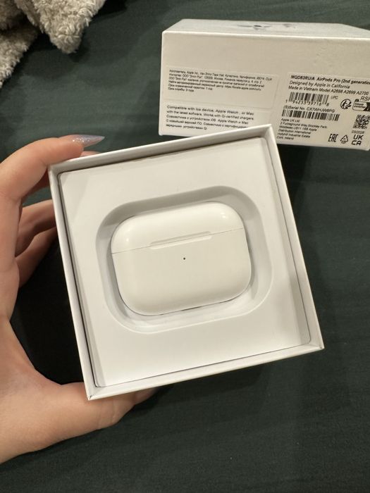 Продаем airpods pro 2