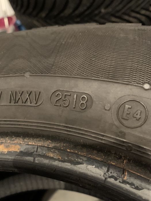 Set 4 anv m+s Continental 205/60/16