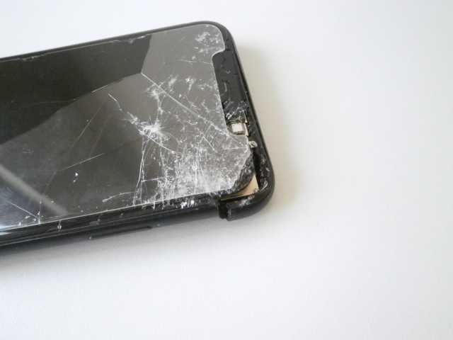 iPhone XR 64GB Bkack за части