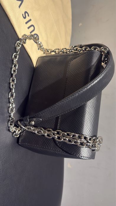 Продам сумку LV оригинал за 200000 тг