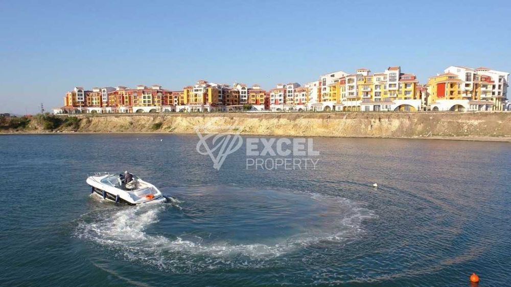 Продава се Едностаен апартамент в Ахелой - 65 кв.м за 800 €/кв.м - Снимка #2