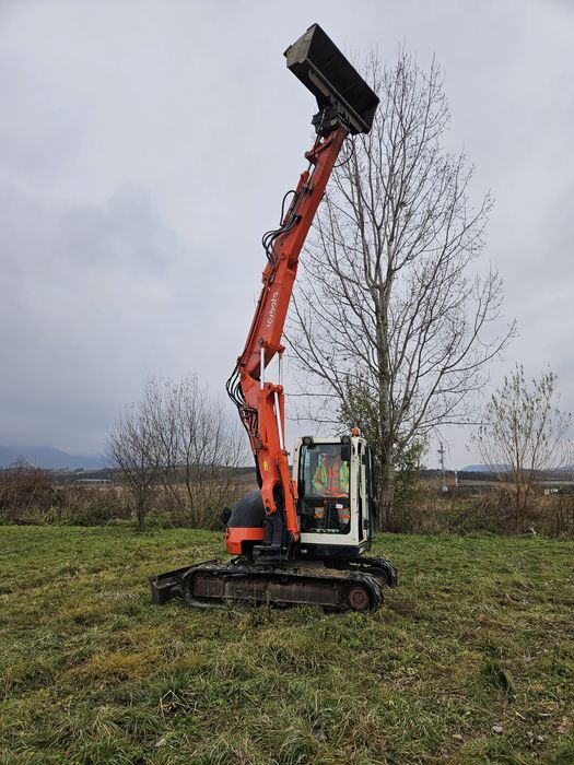 Excavator kubota 9 tone
