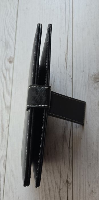 Husa tableta cu tastatura