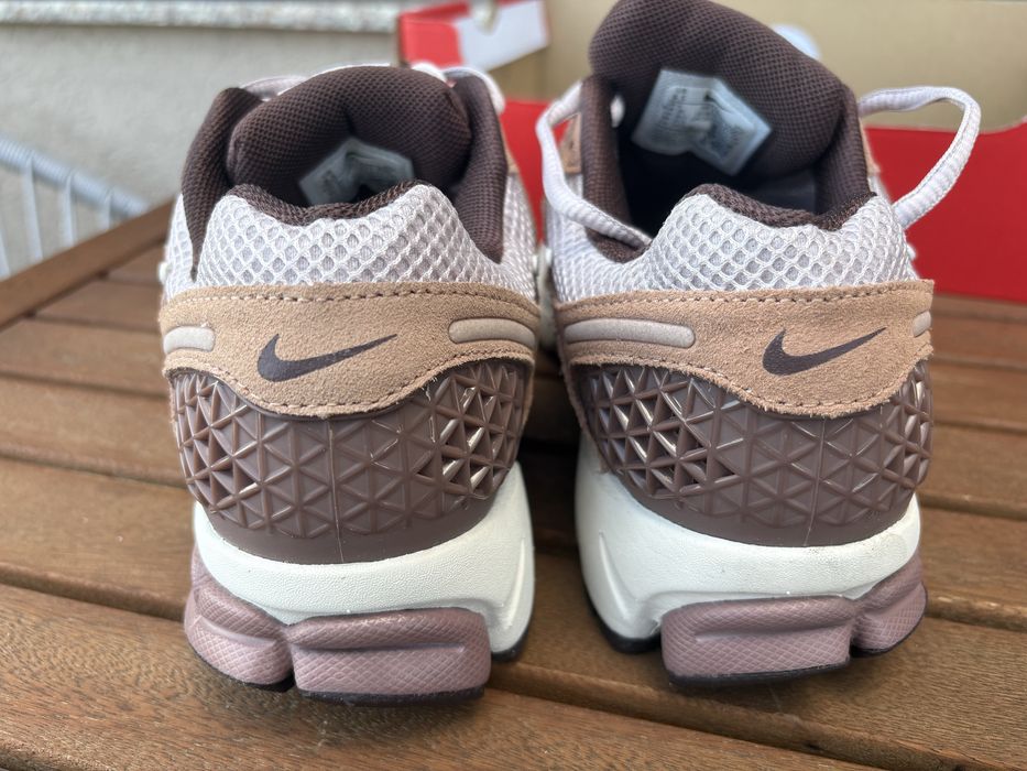 Nike Zoom Vomero 5 HF1553 200