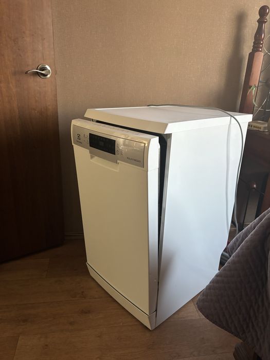 Посудамойка не встраеваемая