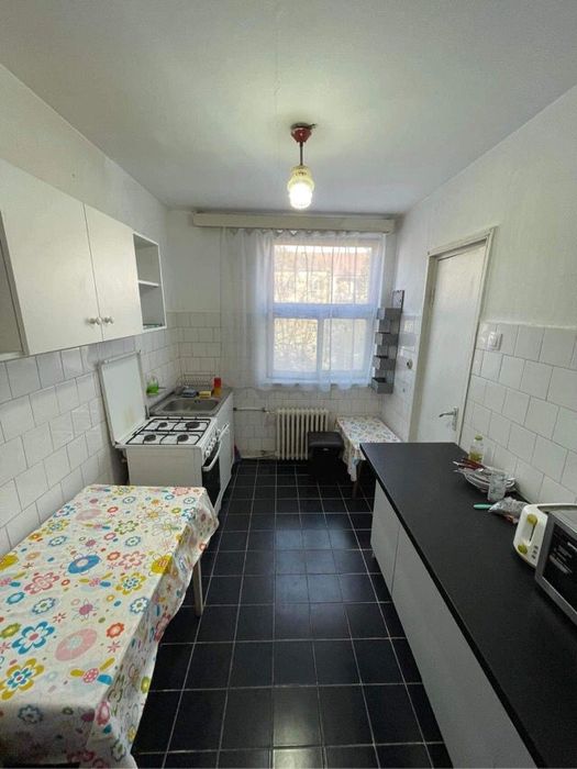 apartament 2 camere de vanzare in Rogerius oradea