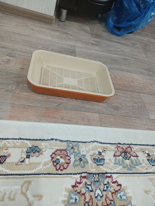 Продам лоток для кошек