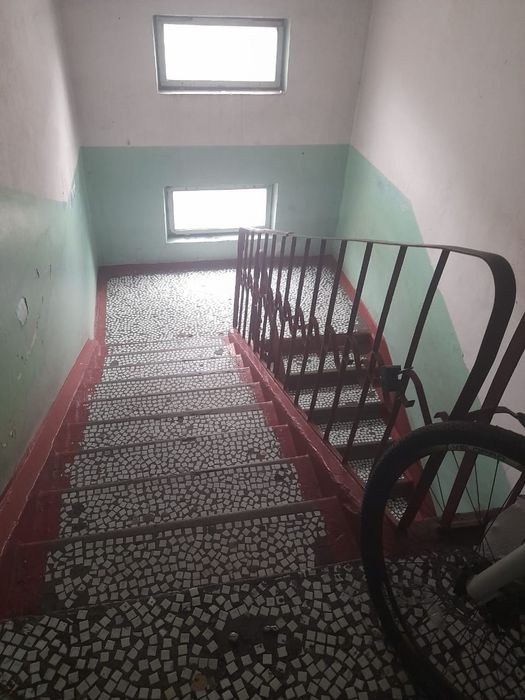 Продам  квартиру Отеген  Батыр