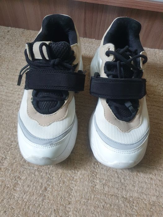 Продаются кроссовки ЗАРА Zara