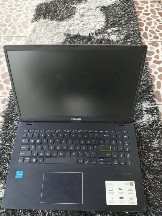 Laptop Asussss..
