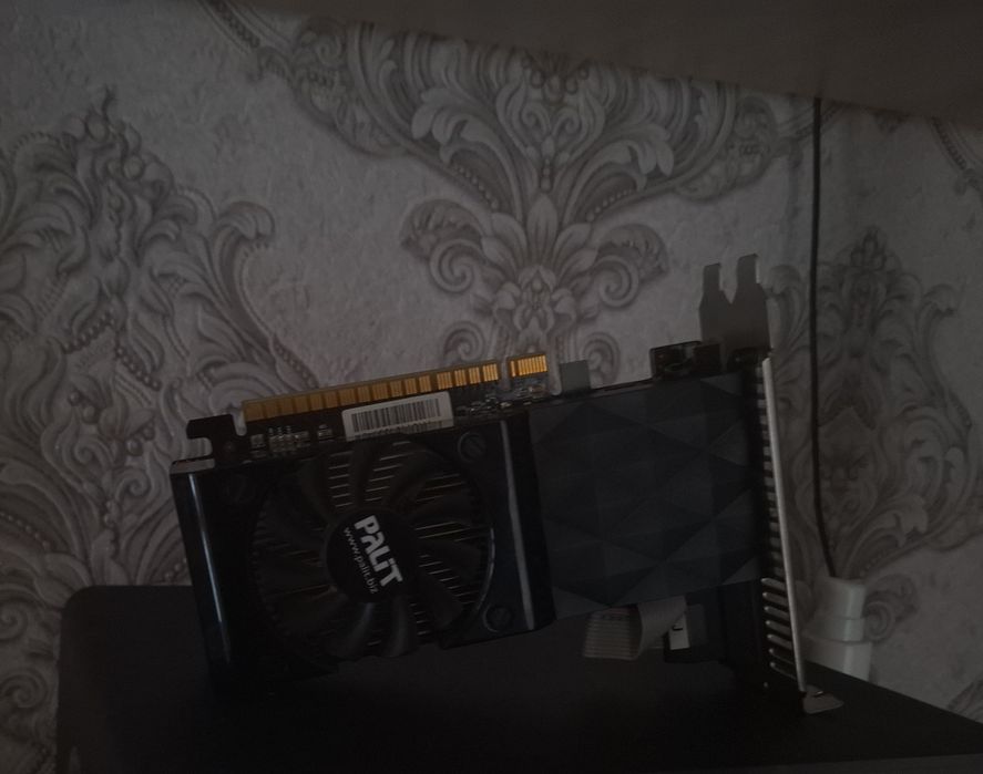 Продам Видеокарту Gt 630
