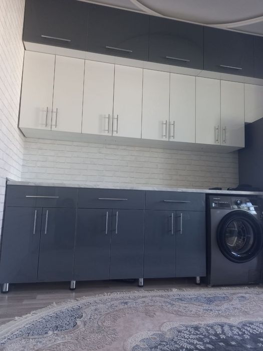 Kuxinni garnetur mebel Zakaz