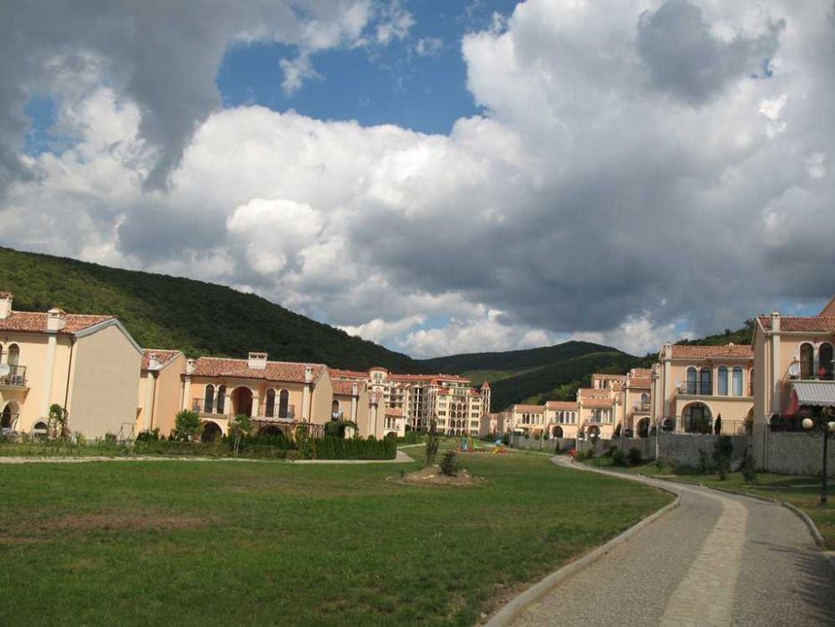 Продава се Къща в к.к. Елените - 217 кв.м за 1452 €/кв.м - Снимка #15