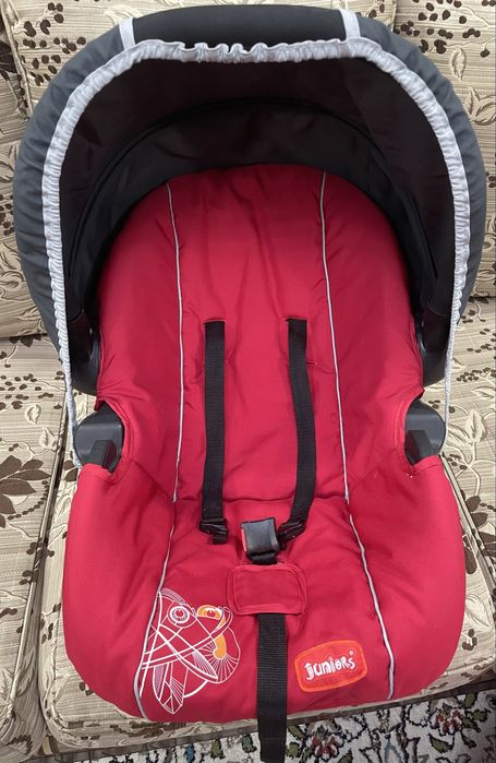 Автокресло-переноска фирма Juniors