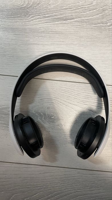 Vând căsti PlayStation