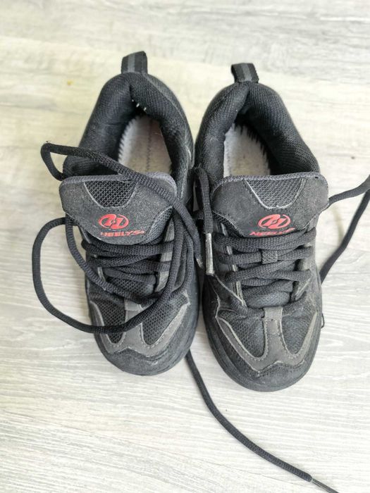 VAND adidas cu role marimea (Heelys) 33,5 – Stare foarte bună