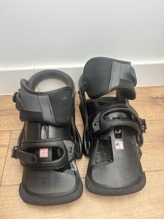 Legaturi snowboard Burton