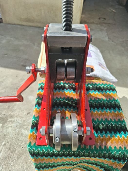 Dispozitiv Profesional de Îndoit Teavă și Profile