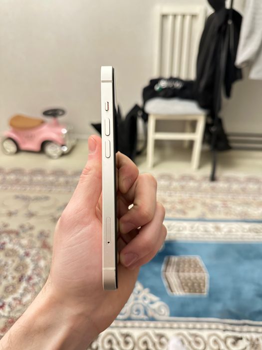 Продам айфон 14 128gb