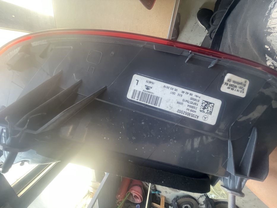 Mercedes C-Class W205 стопове (ляв + десен) – американски, OEM