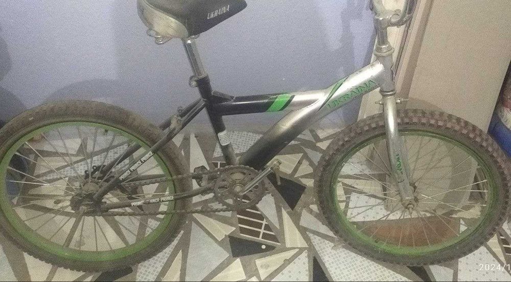 Velosiped 150000 so'm holati yangidek.TEZDA sotiladi.