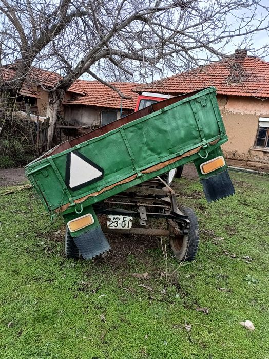 Ремарке за трактор