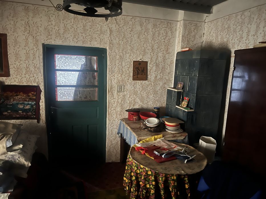 Casa batraneasca de vanzare, oras Chitila langa Lidl