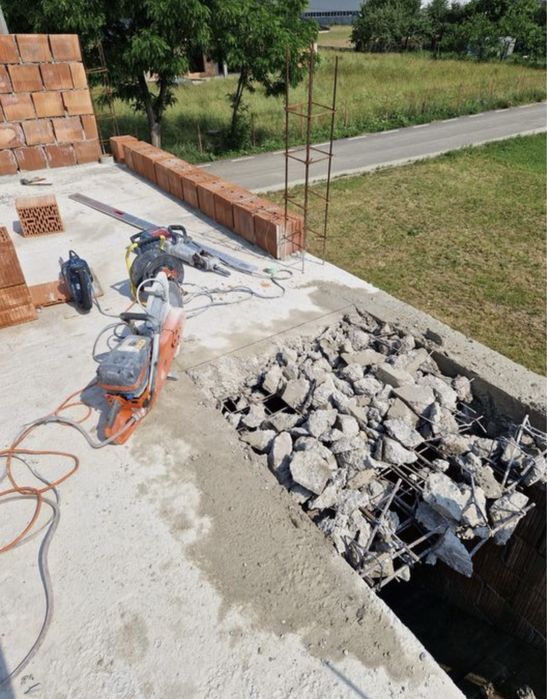 Lucrări de demolari interioare și exterioare