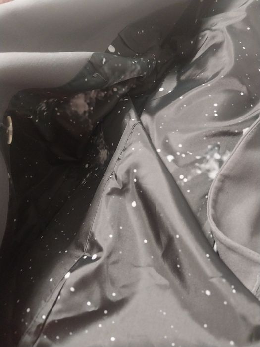 Продам женский костюм