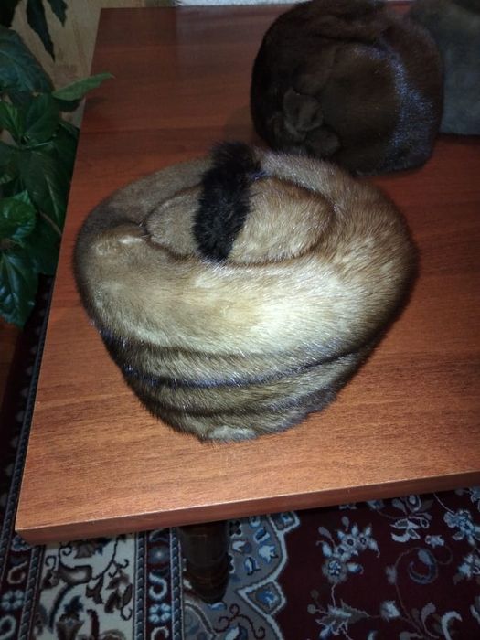 Продам норковые головные уборы