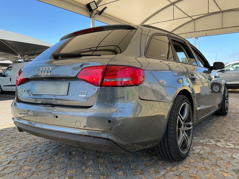 Audi A4 2.0 TDI ultra Attraction 2014