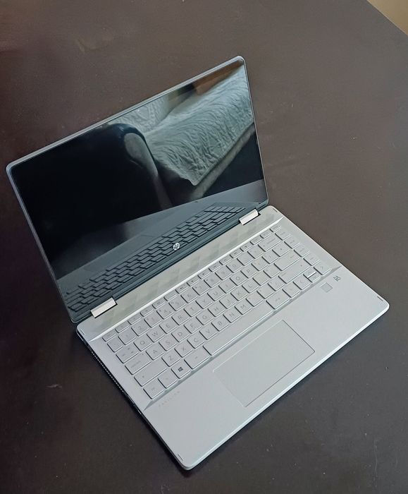 HP Pavilion x360 14” | Touchscreen | i5 | 8GB RAM | 256GB SSD